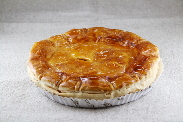 函館・五島軒のアップルパイ 18cm