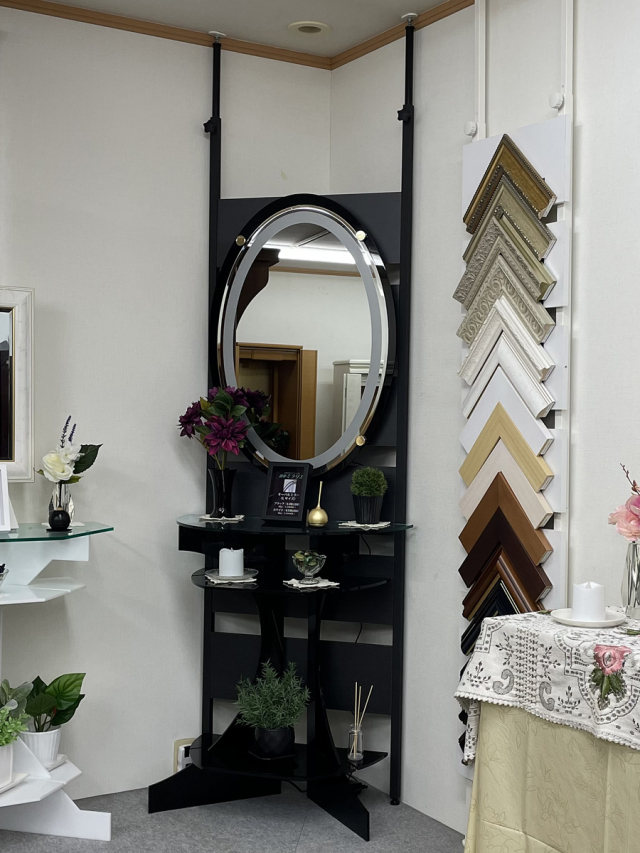 壁掛仏壇「鏡壇ミラリエ」オーバルミラー