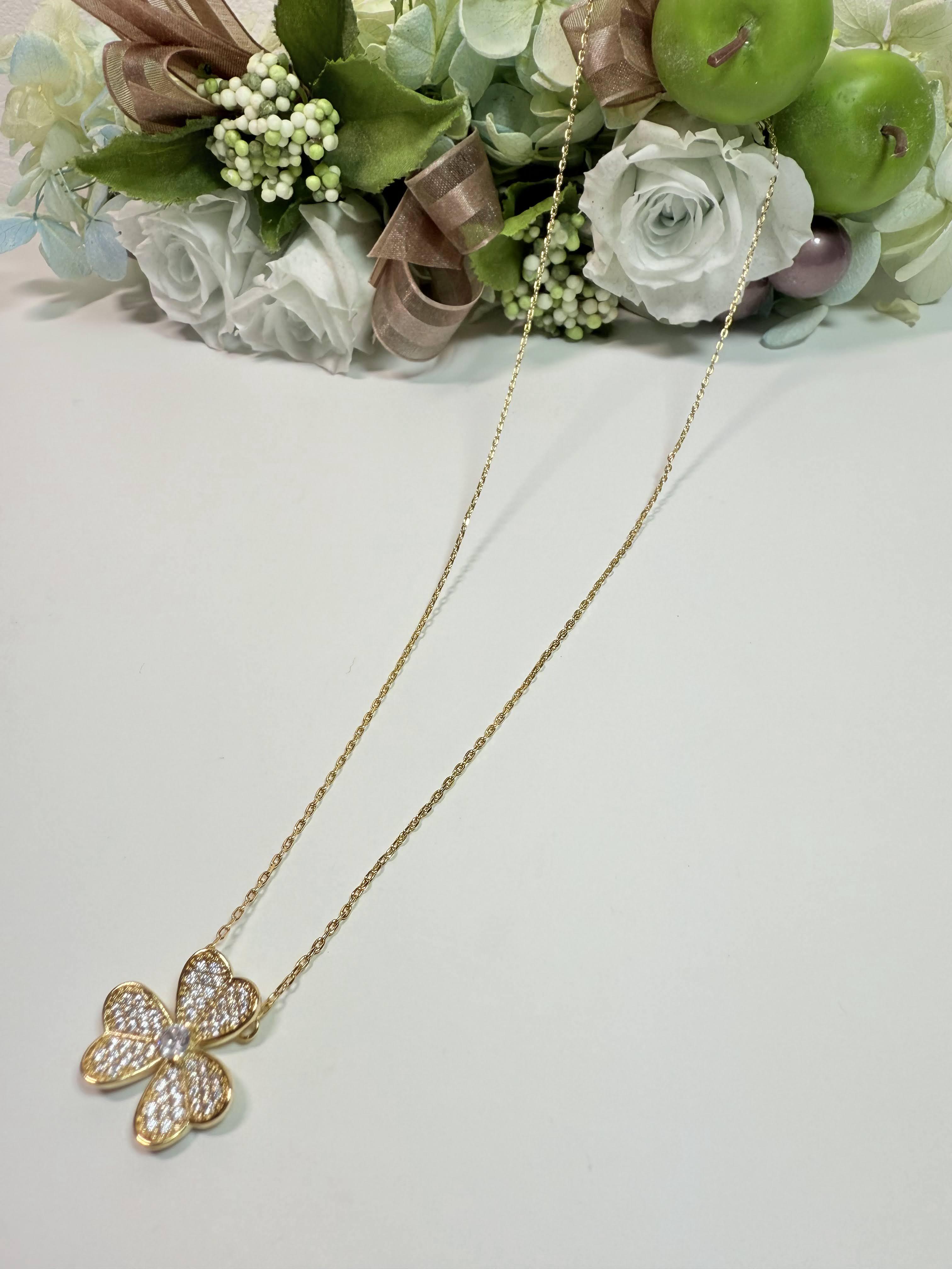 三つ葉ネックレス