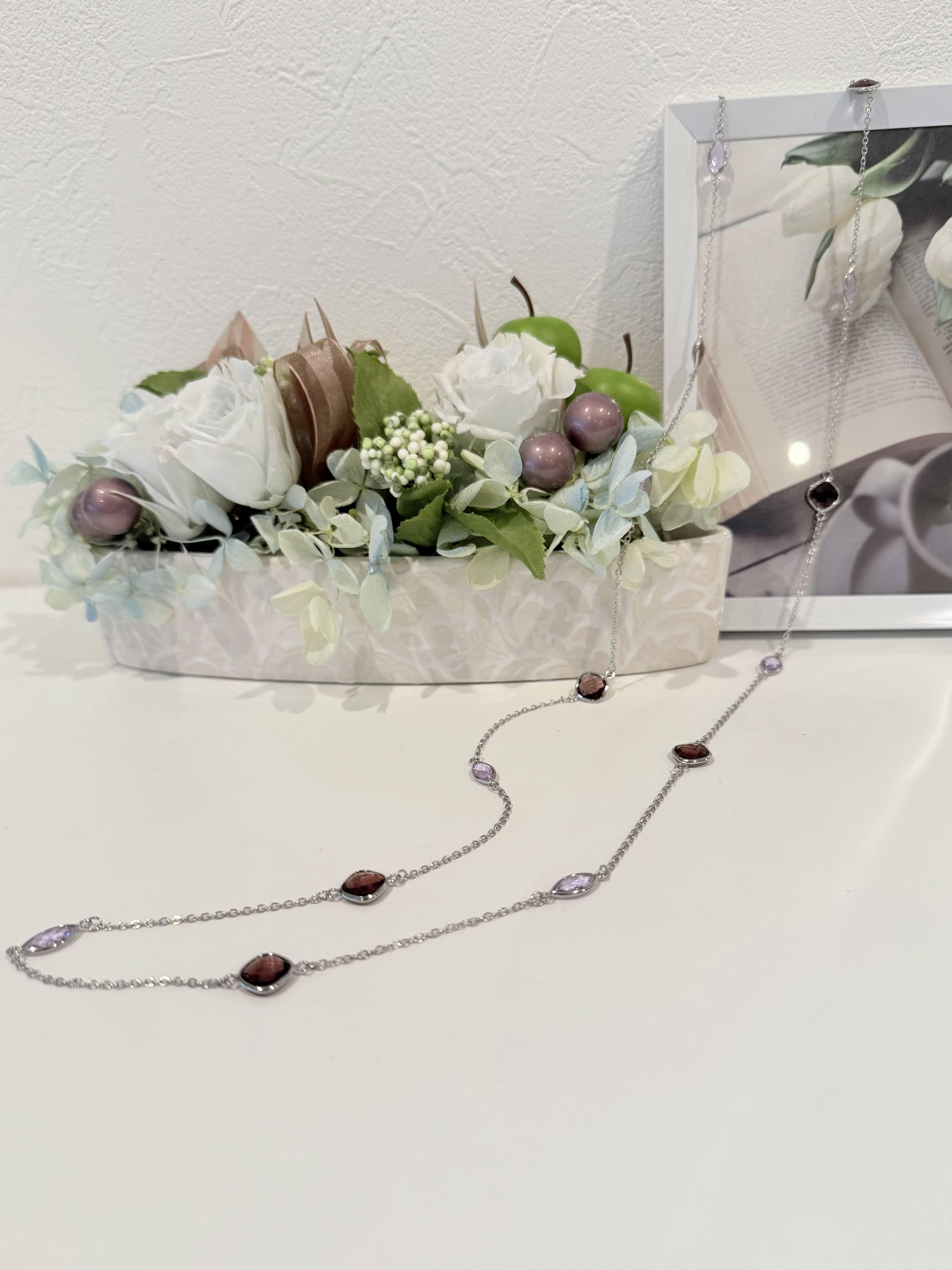 パープルスワロネックレス