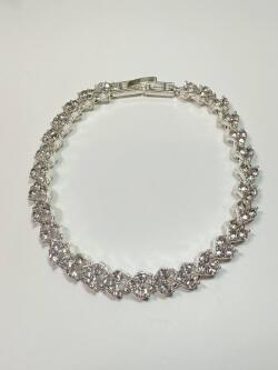 ハートのキラキラブレスレット