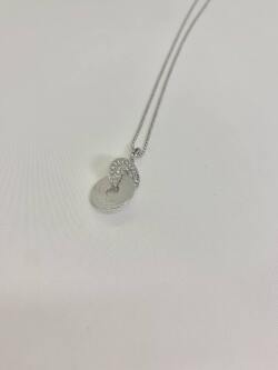 デザインショートネックレス