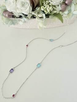 カラフルロングシルバーネックレス