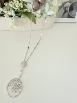 2つのラウンドヘッドシルバーネックレス