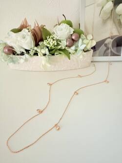 しずく型ネックレス