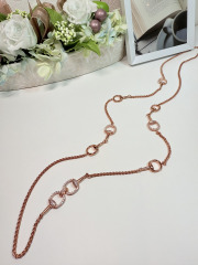 ベルト型ピンクゴールドネックレス