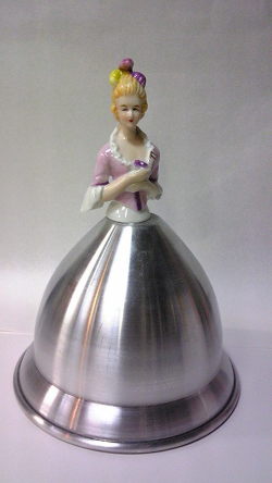 マルキーズ人形とアルミスカート