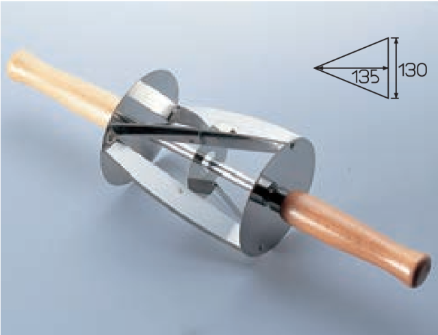 マトファ　クロワッサンカッター クロワッサン カッター 三角カッター 出来上がりクロワッサン13cm