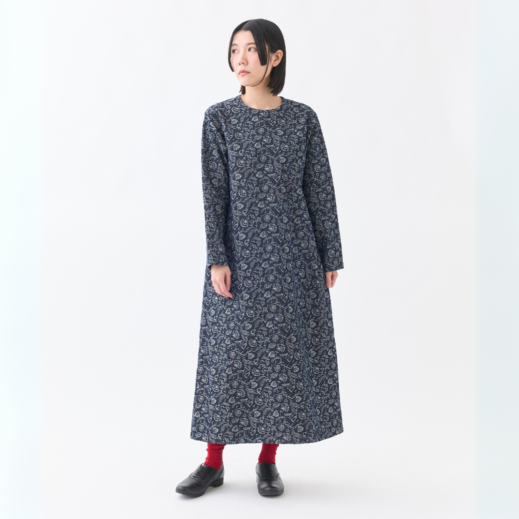 【9月中旬入荷予定】「AIHANA」クルーネックワンピース