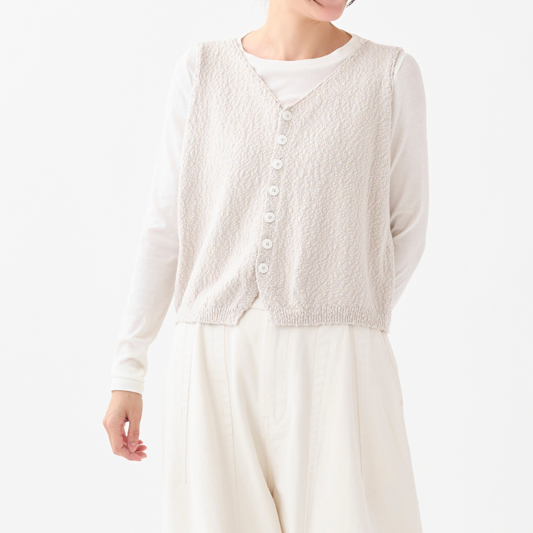 スラブヤーンフロントボタンショートベスト