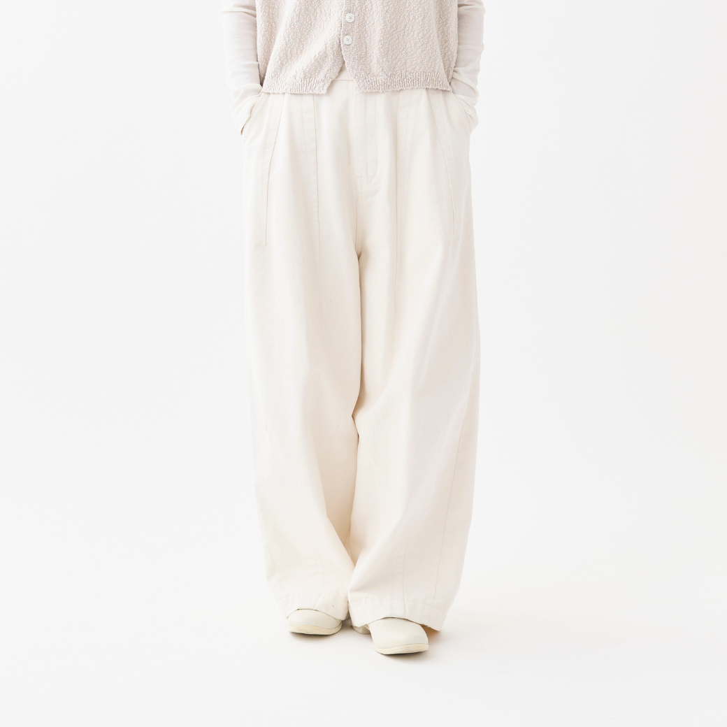 『White pigment』 オックスバルーンパンツ