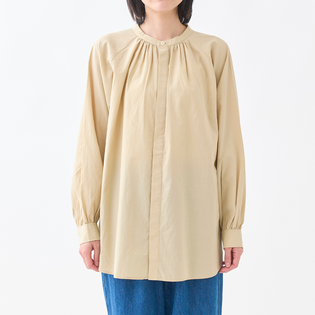 バンドカラーギャザーブラウス