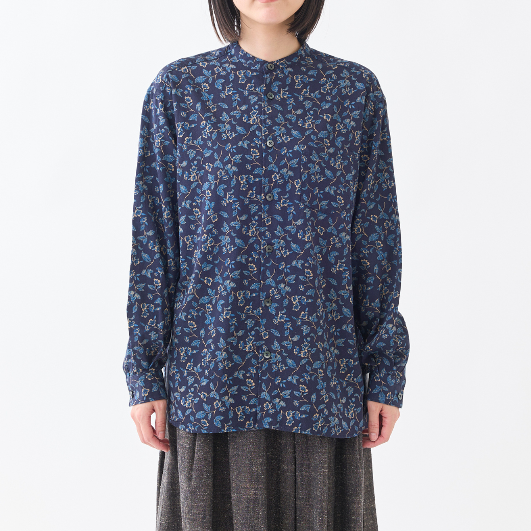 『Bramble Rose』スタンドカラーバックギャザーシャツ