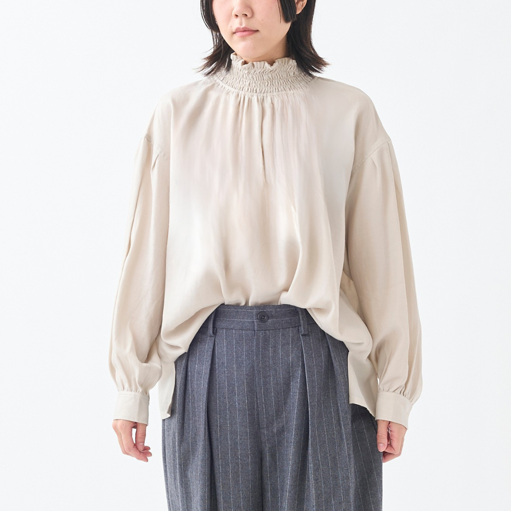 シャーリングネックブラウス KATO` GRANDMA MAMA DAUGHTER