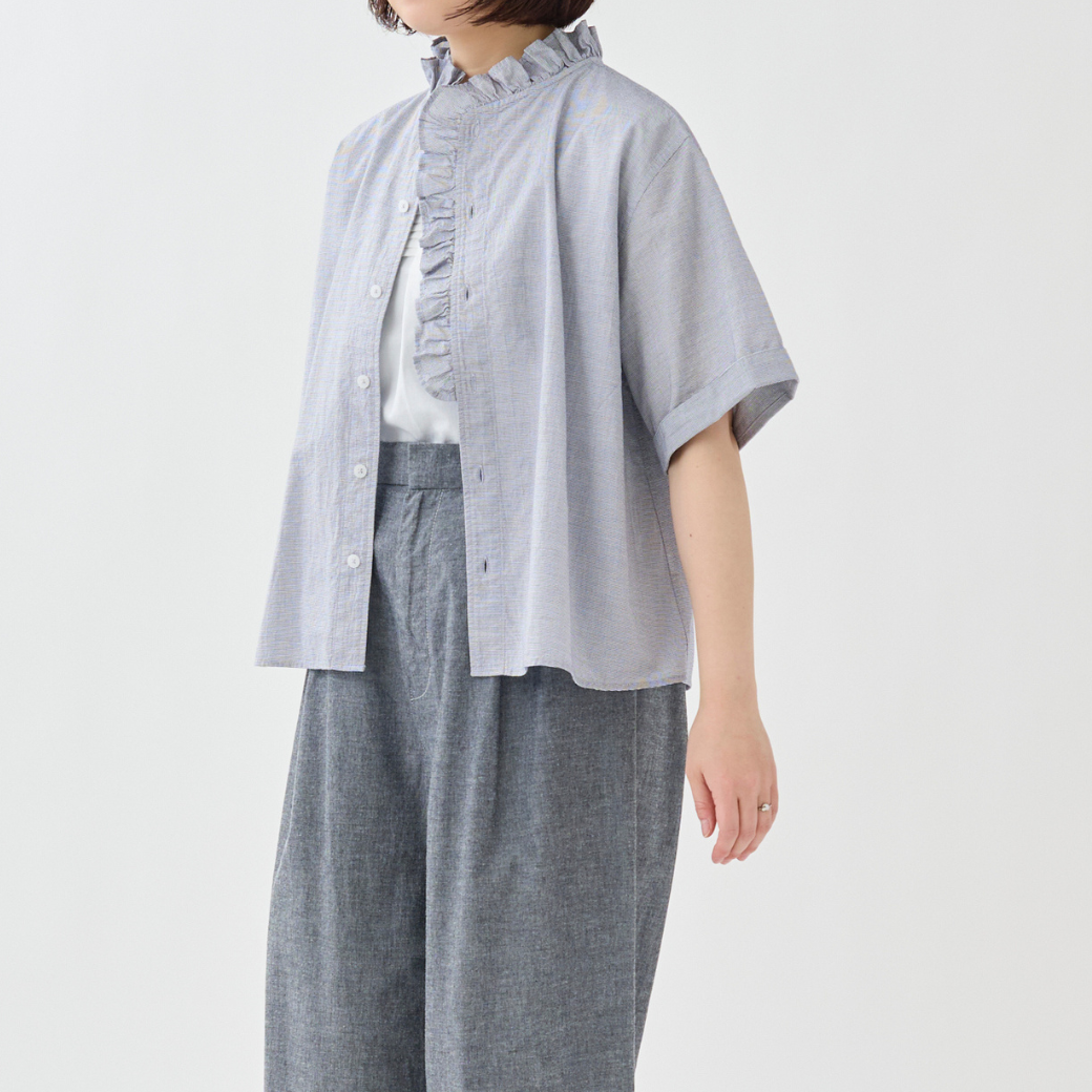 フリルスタンドカラーハーフスリーブシャツ