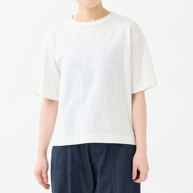 レースパネルプリントTシャツ