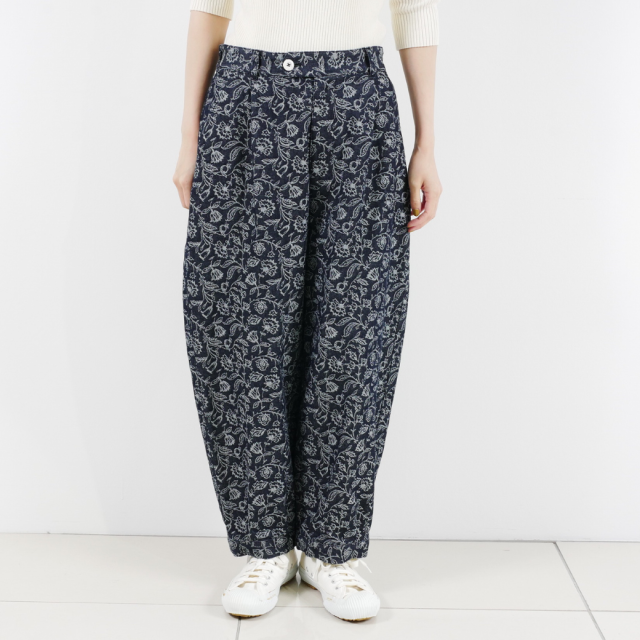 『AIHANA』タックバルーントラウザー