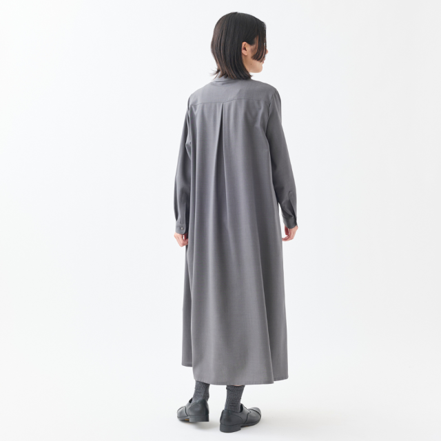 ビームス 定価2万 上品リバティ柄バンドカラーバックタックシャツワンピース ワンピース(38サイズ パープル系): レディース｜メーカーズ