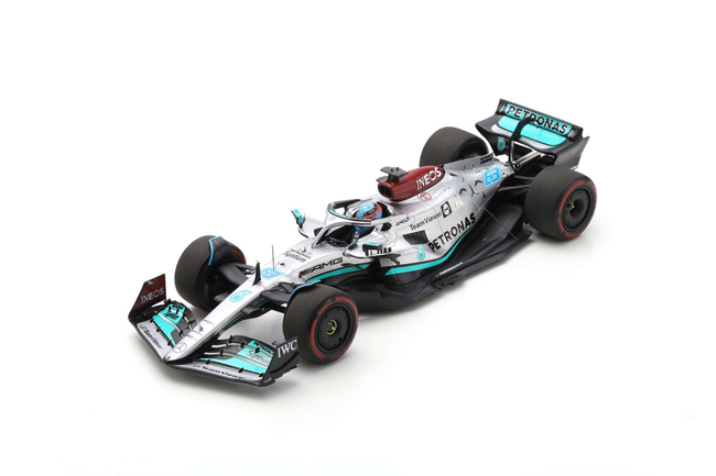 スパーク 1/18 メルセデスF1 W13 G.ラッセル 2022年ブラジルGP優勝 No 