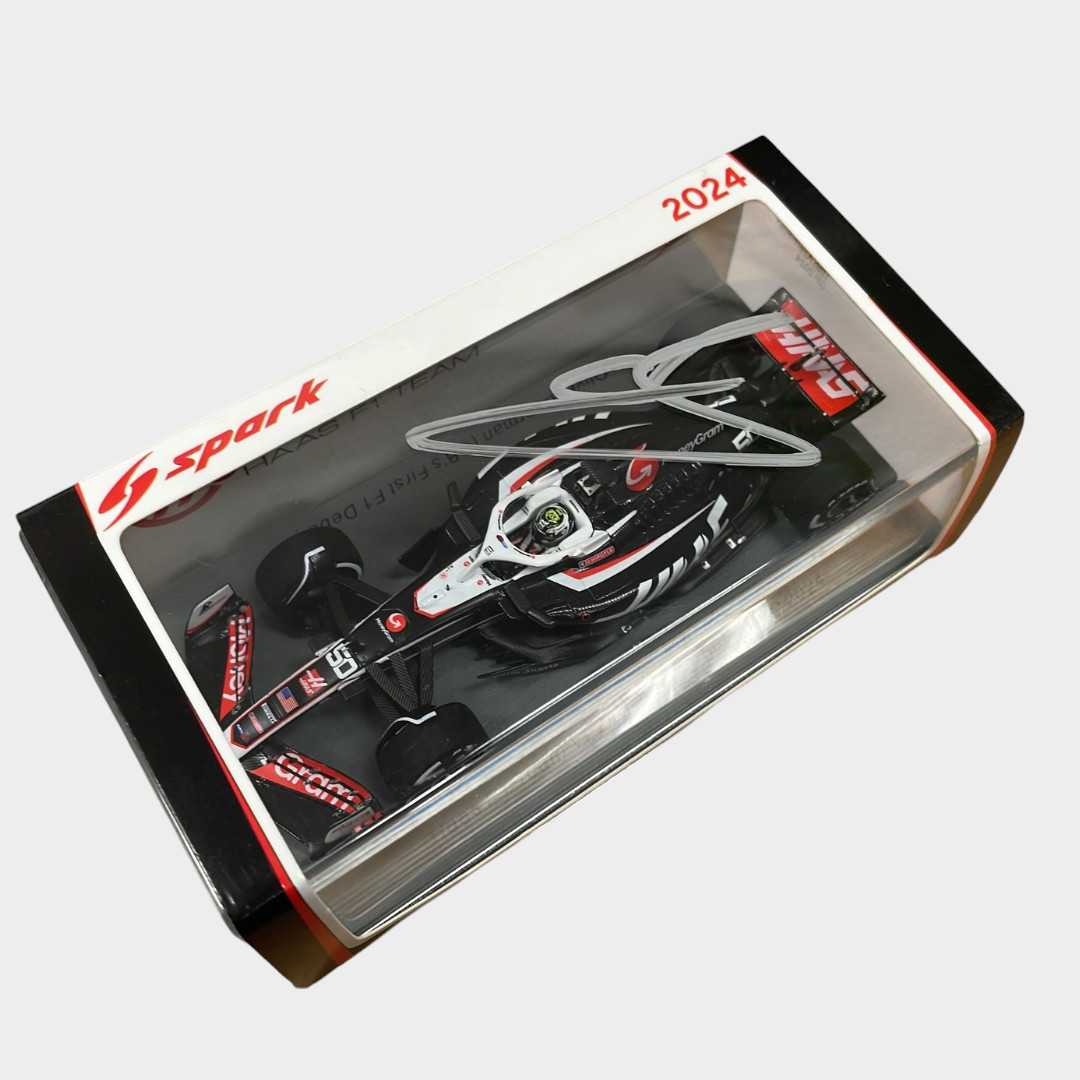 O.ベアマン直筆サイン入 スパーク 1/43 VF24 2024 アゼルバイジャンGP 10位（F1デビュー）