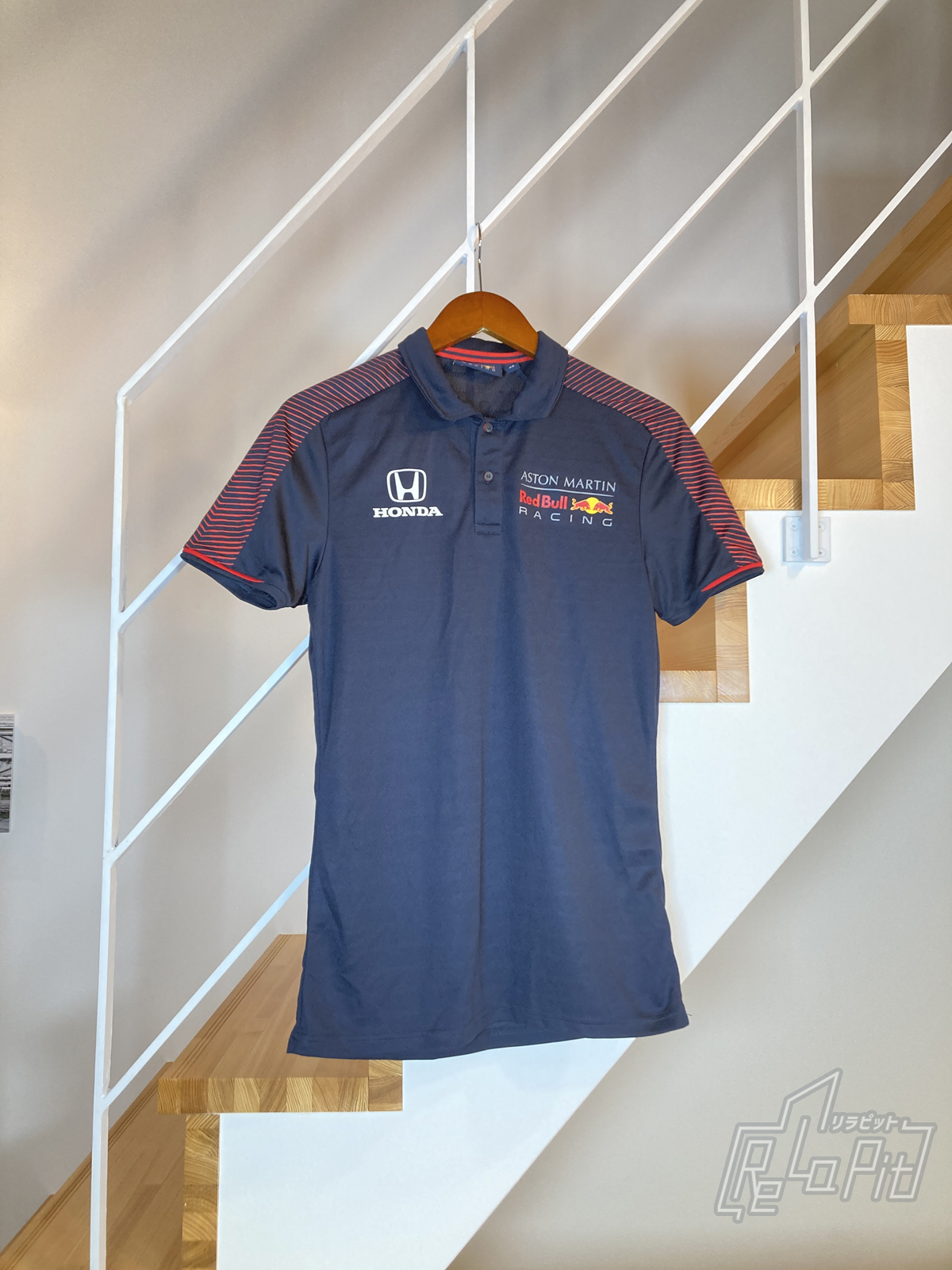 【ReLaPit古着販売】【メール便発送】レッドブル レーシング　F1 ポロシャツ XSサイズ TYPEB