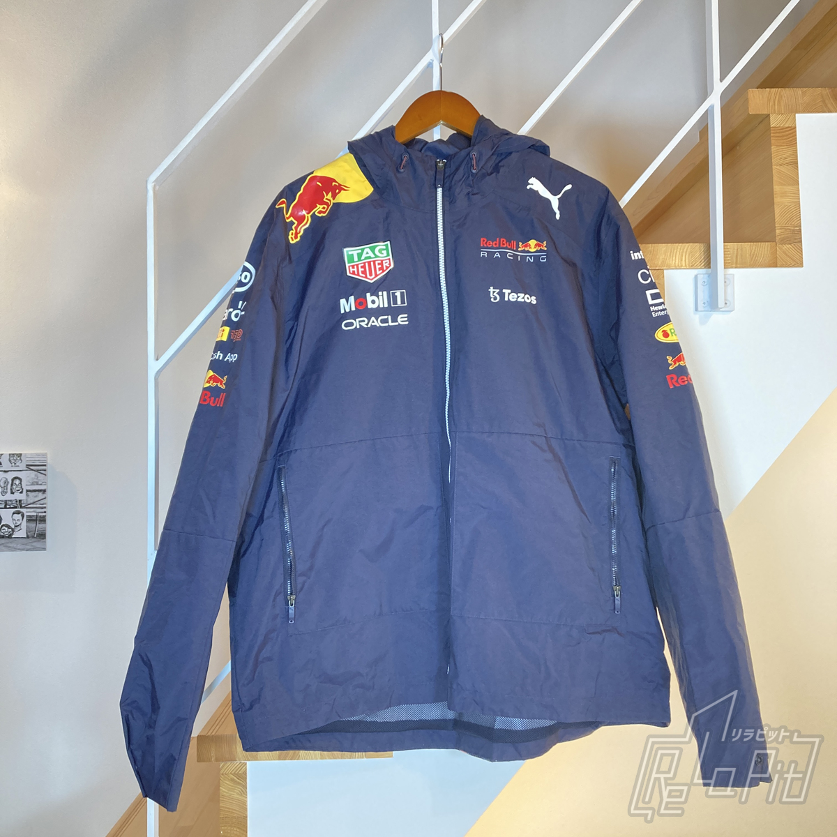 ReLaPit古着販売】【宅急便発送】レッドブルF1チーム チームレプリカ