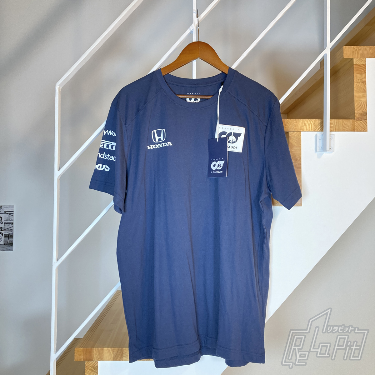 【ReLaPit古着販売】【メール便発送】2020 アルファタウリ F1チームレプリカ Tシャツ　ネイビー サイズ:XL タグ付新品