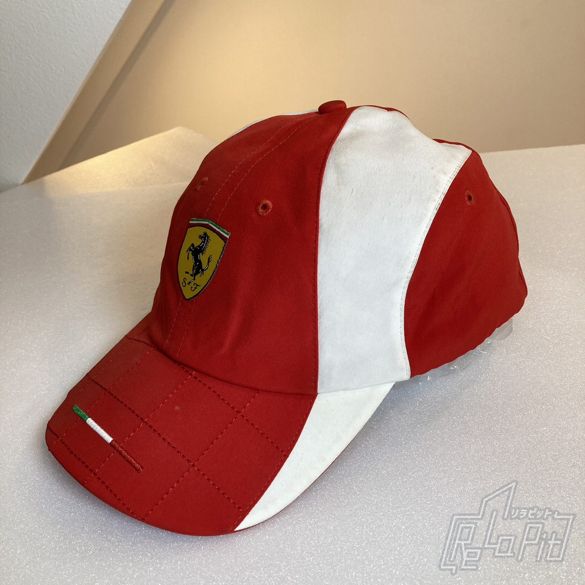 【ReLaPit古着販売】【宅急便発送】スクーデリア フェラーリ チーム キャップ レッド×ホワイト 擦れ汚れ有