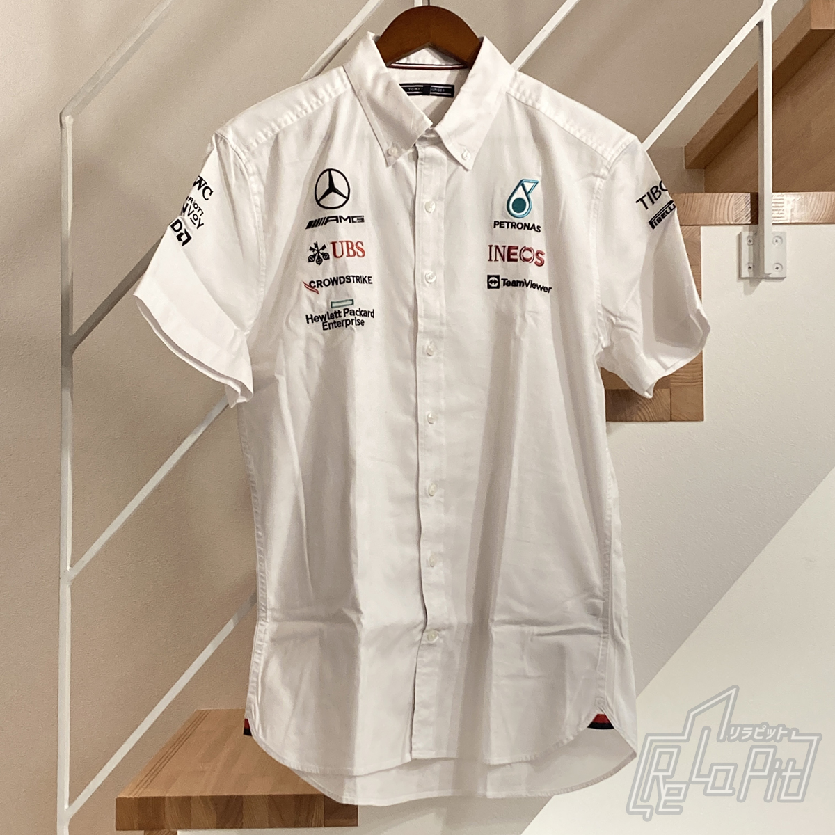 【ReLaPit古着販売】【メール便発送】メルセデス AMG 2022 チーム PITシャツ ホワイト サイズＬ