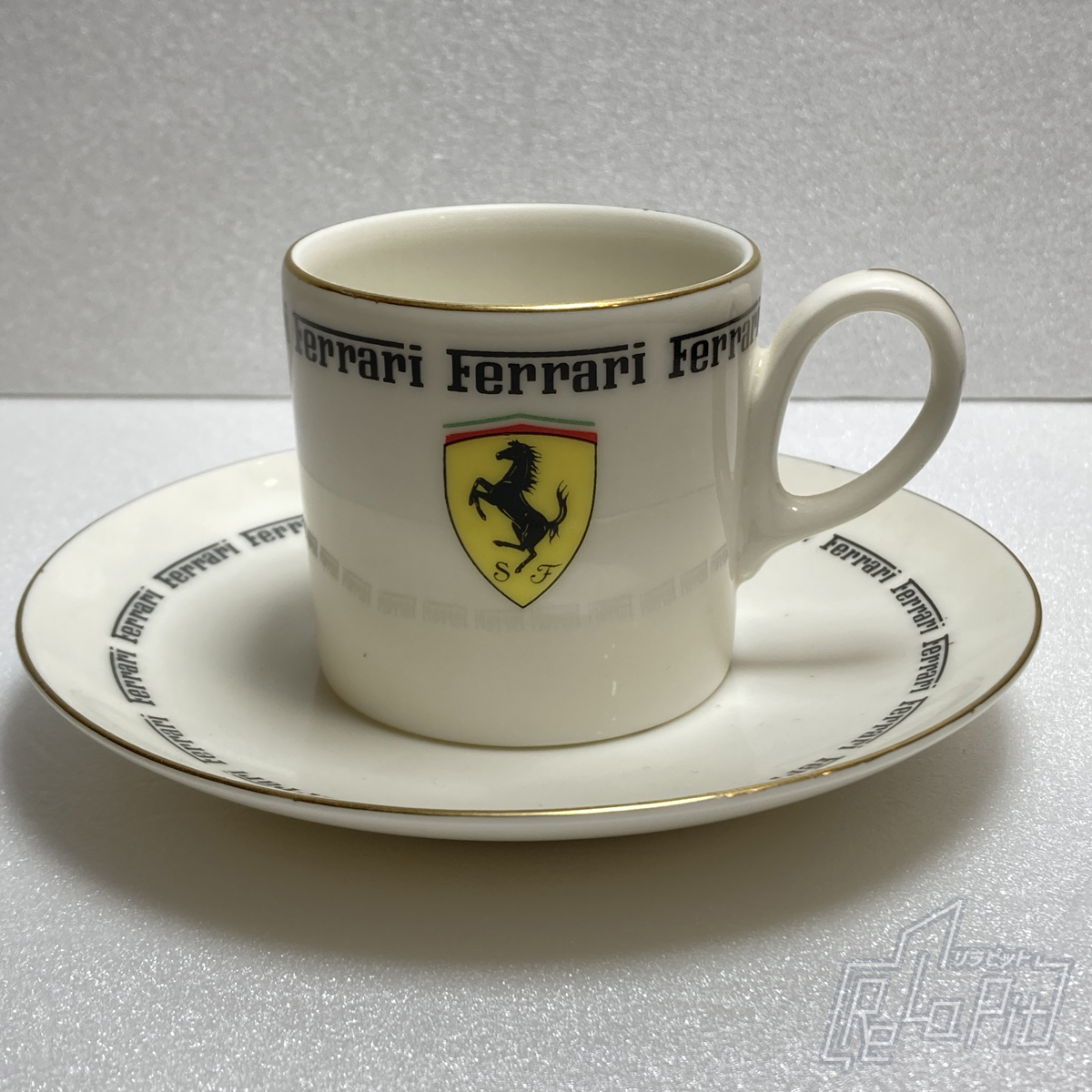 【ReLaPit古着販売】【宅急便発送】フェラーリ カップ ソーサー セット ホワイト Type A