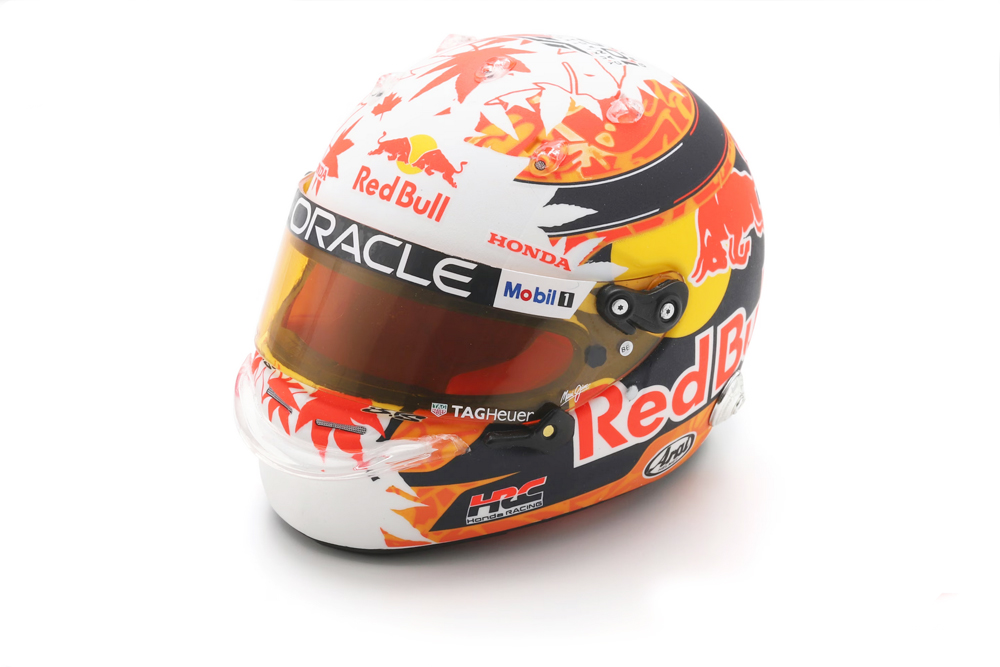 スパーク 1/5 角田裕毅 2025年 ヘルメット(レッドブル通常版) 