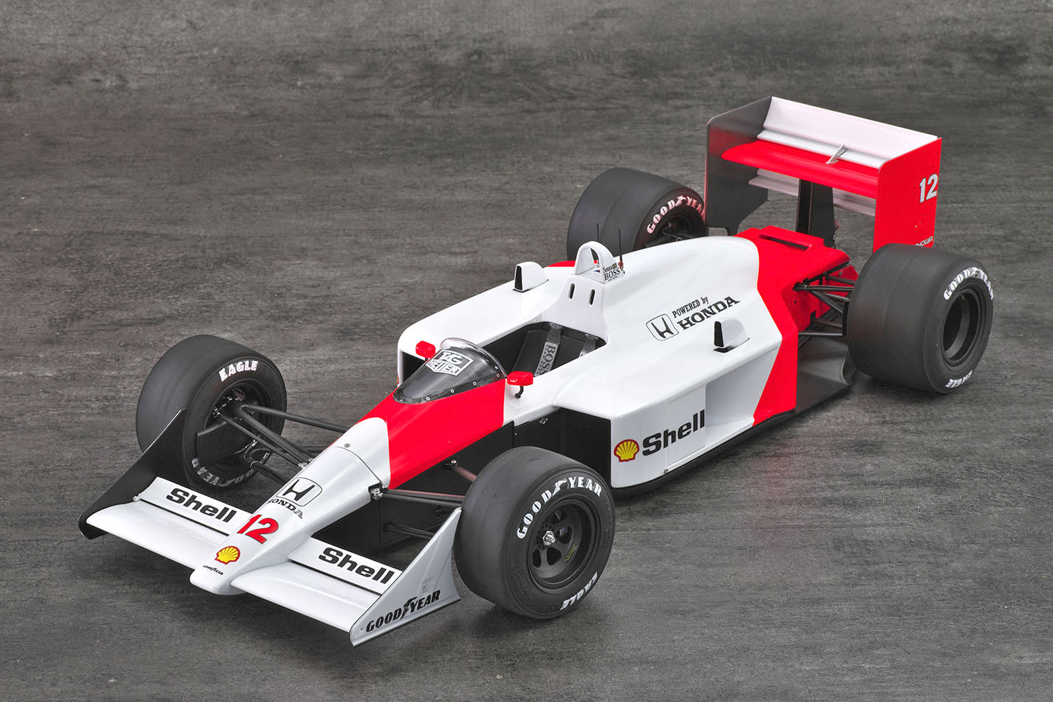 【プラモデル・未完成品】BEEMAX 1/12 マクラーレン MP4/4 1988 ワールドチャンピオン プラモデル BX12002