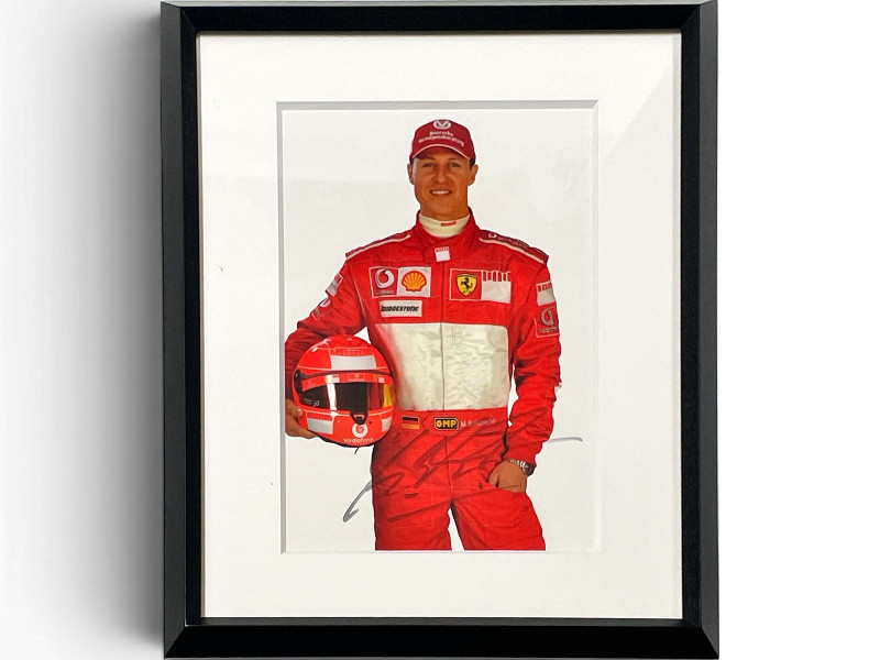 ミハエル・シューマッハ直筆サイン入 2006フェラーリ ドライバー