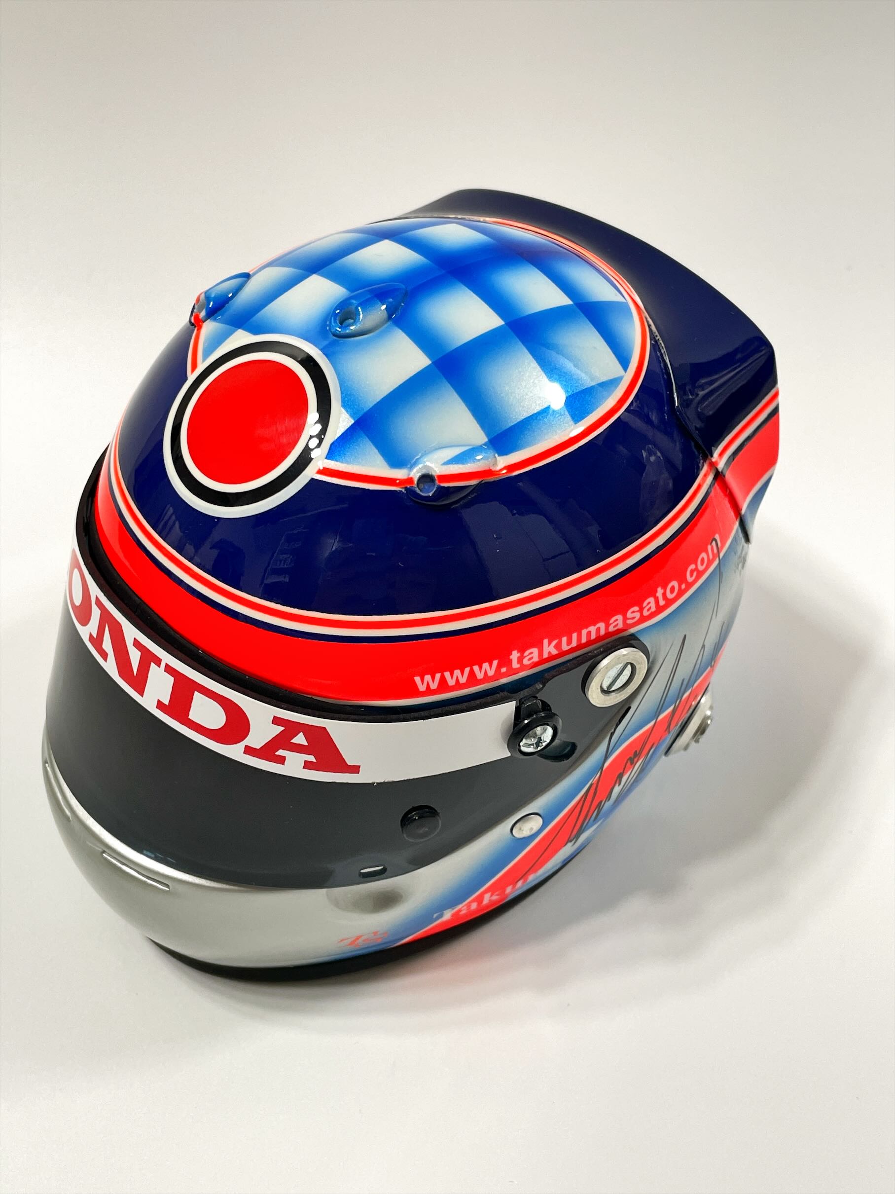 佐藤琢磨 直筆サイン入り 1/2 BAR ホンダ 2004 ヘルメット