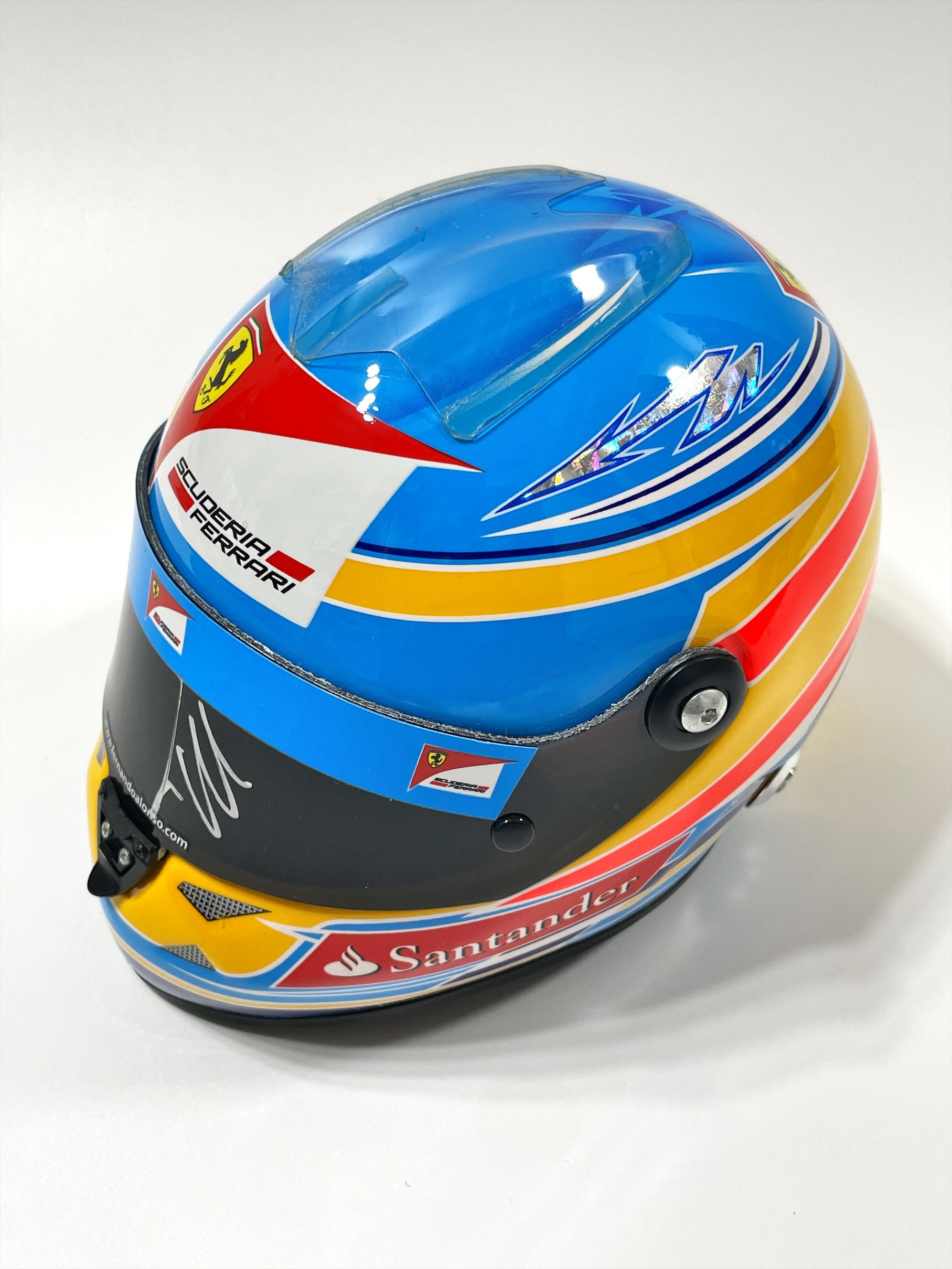 F.アロンソ 直筆サイン入り Schuberth 1/2 スクーデリア フェラーリ 2012 ヘルメット