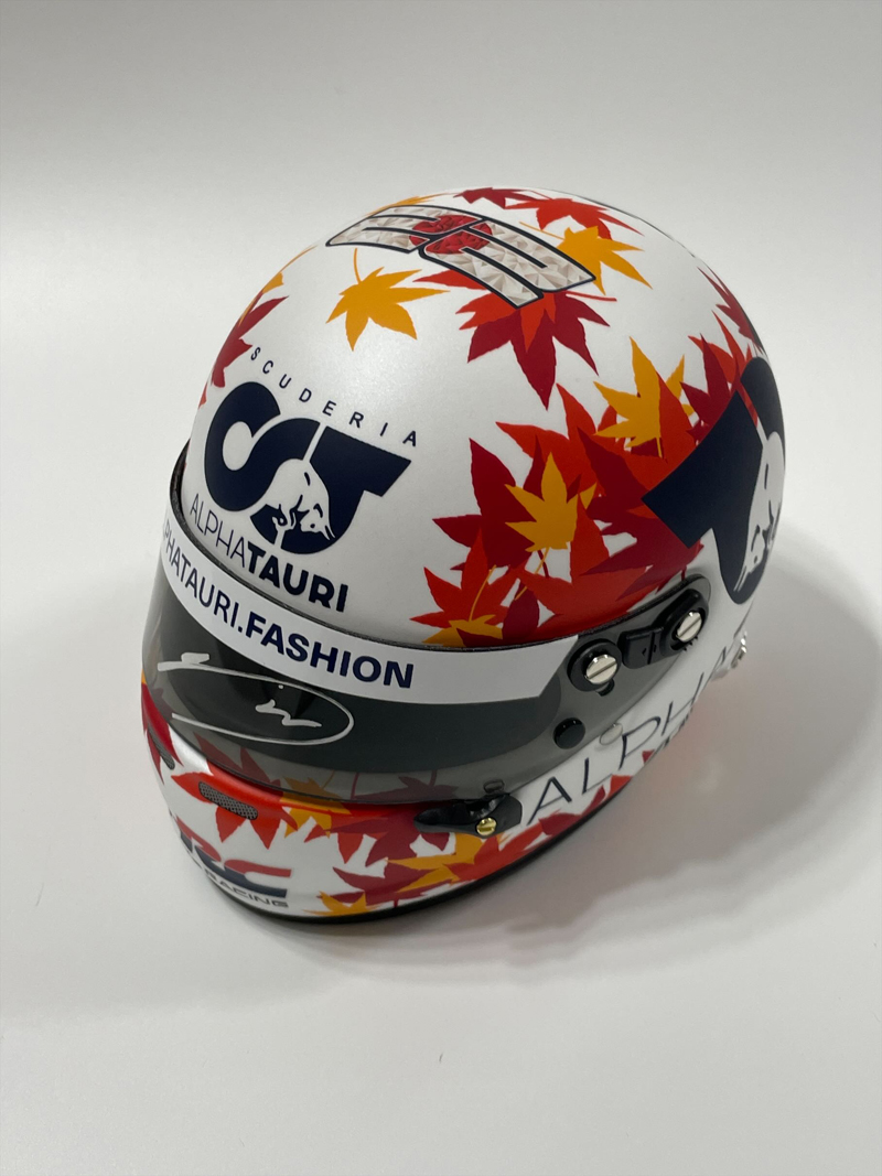 角田裕毅直筆サイン入 2023 1/2 ヘルメット F1グッズ・ミニカーの専門 