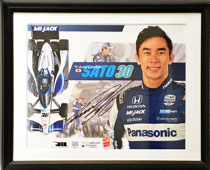 激レア　希少　F1 佐藤琢磨　直筆サイン入りブック 超激レア 希少 F1 佐藤琢磨 直筆サイン入りブック
