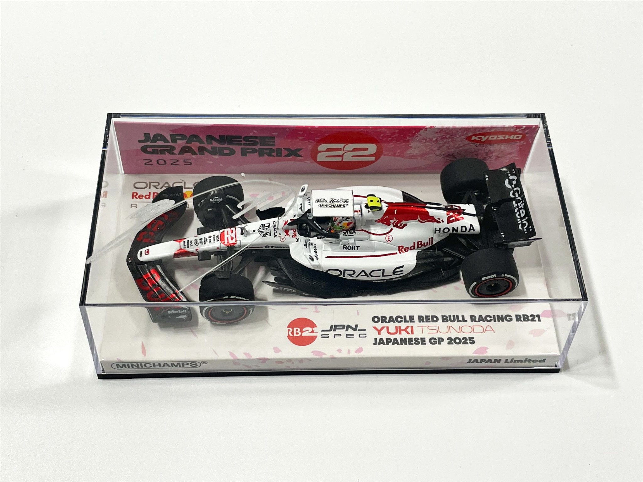 角田裕毅直筆サイン入　ミニチャンプス 1/43 レッドブル RB21 角田裕毅 2025年日本GP