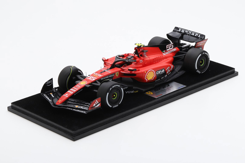 ルックスマート 1/18 フェラーリ SF23 C.サインツ 2023年シンガポールGP優勝 No.55