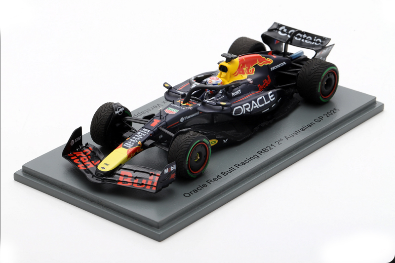 スパーク 1/43 レッドブル RB21 M.フェルスタッペン 2025年