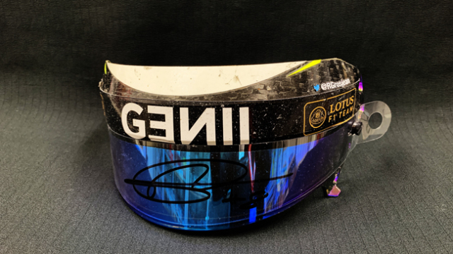 R.グロ－ジャン直筆サイン入実使用ヘルメットバイザー(ザイロン付）