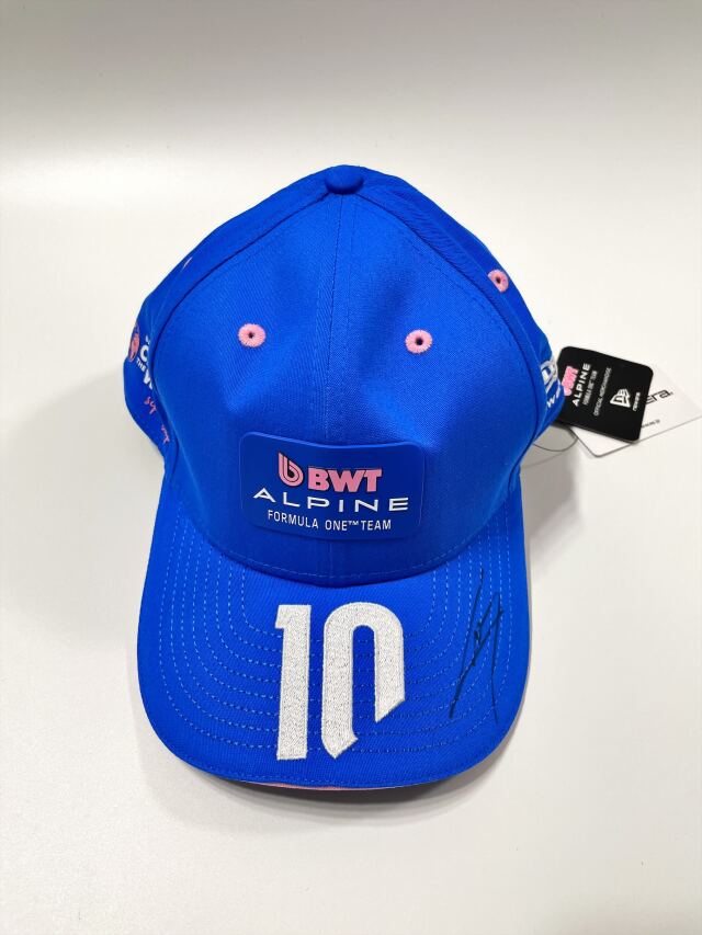 直筆サイン入り F1 ピエール・ガスリー選手 1/43スケールモデル P.ガスリー直筆サイン入 2023実使用ヘルメットバイザー F1グッズ