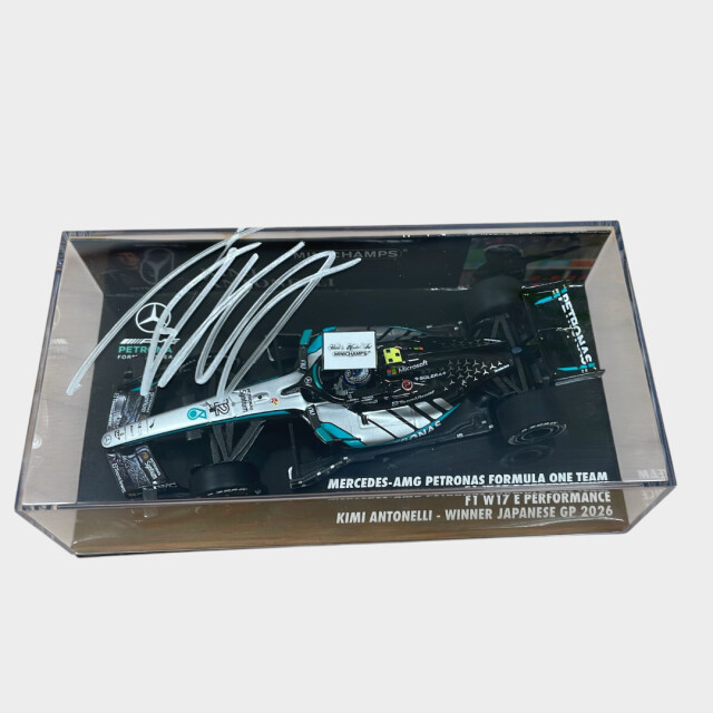 K.アントネッリ直筆サイン入 ミニチャンプス 1/43 メルセデス W17 K.アントネッリ 2026年日本GP優勝