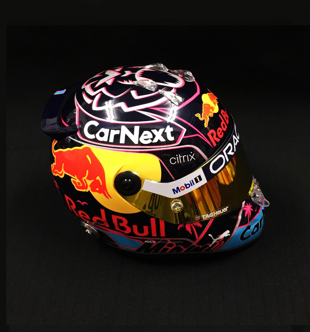 M.フェルスタッペン 2022年マイアミGP レッドブル 1/2ヘルメット(RBver)