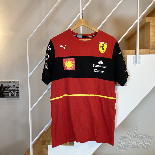 【ReLaPit古着販売】【メール便発送】フェラーリ C.サインツ ドライバーＴシャツ Lサイズ