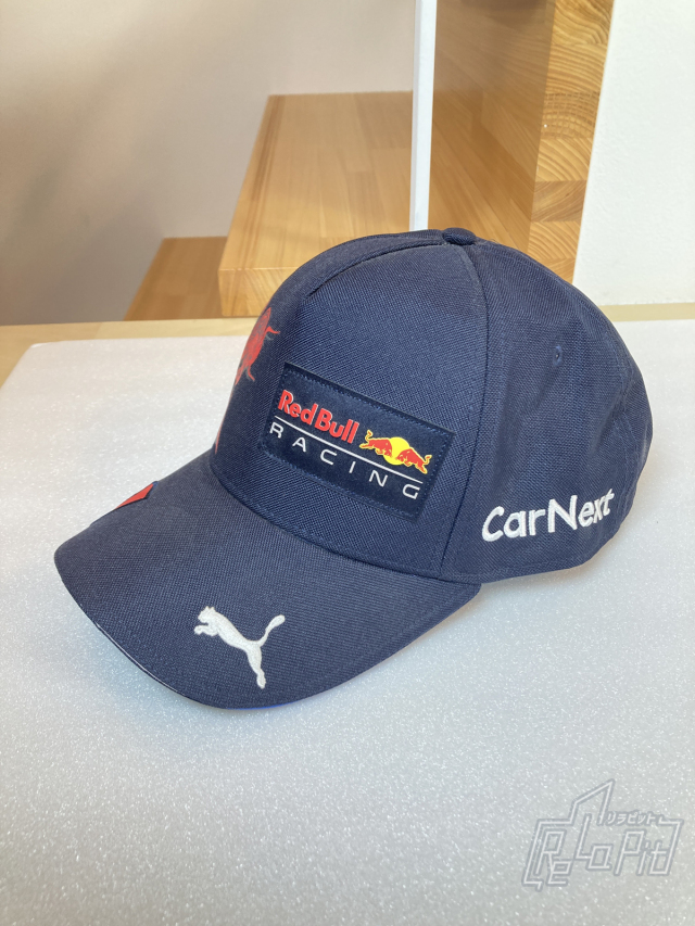 【ReLaPit古着販売】【宅急便発送】M.フェルスタッペン レッドブルF1 ドライバーズキャップ(PUMA製)FREEサイズ