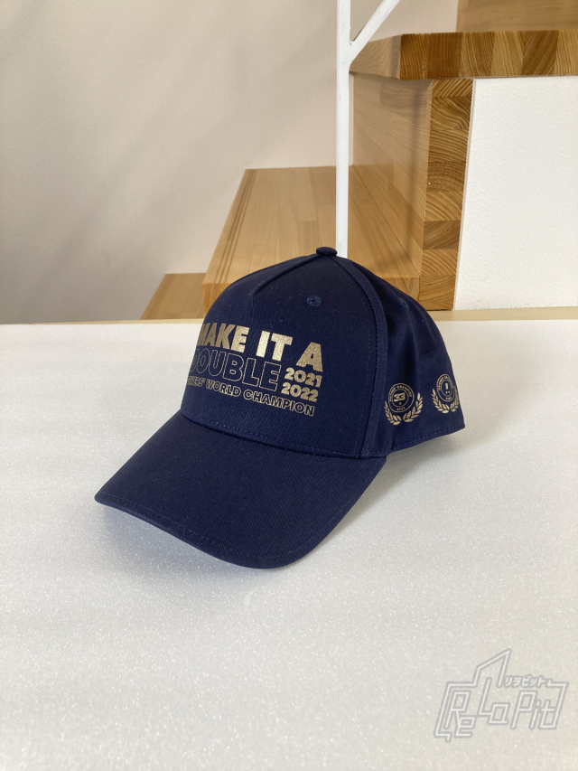 【ReLaPit古着販売】【宅急便発送】M.フェルスタッペン 2021-2022 ドライバーズチャンピオン記念キャップサイズFREE