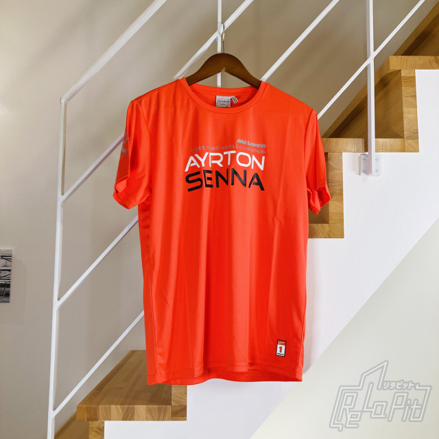 【ReLaPit古着販売】【メール便発送】アイルトン・セナ 3 Times ワールド チャンピオン マクラーレン Tシャツ 蛍光レッド サイズS 新古品・新品タグ付