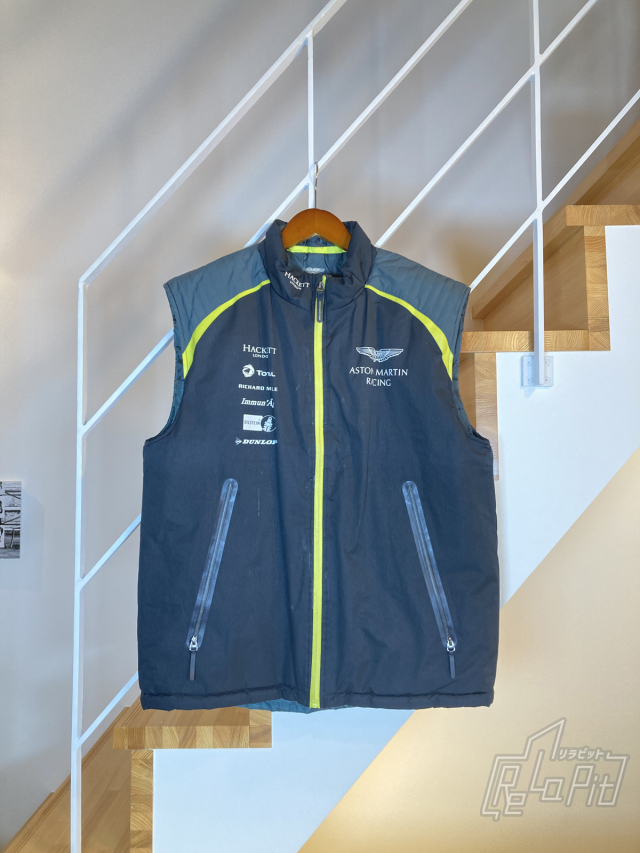 【ReLaPit古着販売】【宅急便発送】アストンマーティン レーシングチーム支給品ベスト(ハケットロンドン製)サイズXL