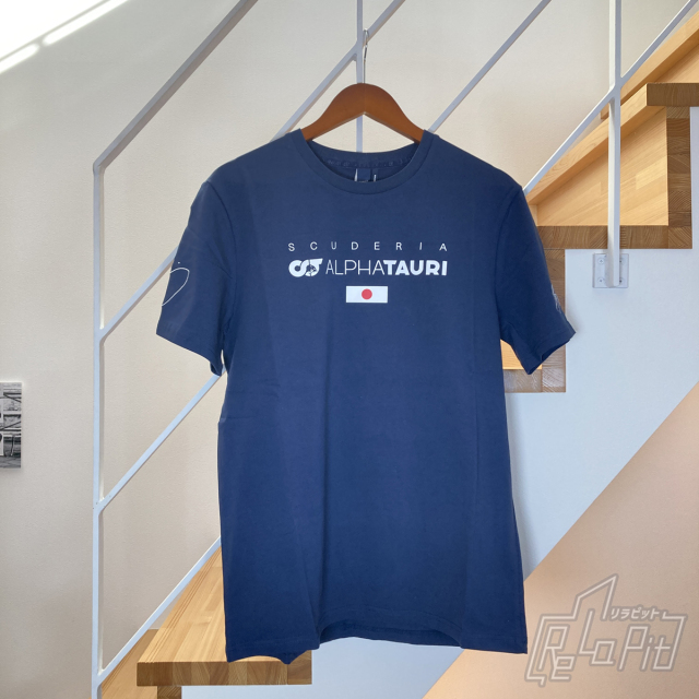 【ReLaPit古着販売】【メール便発送】アルファタウリ 2023年 角田裕毅 ドライバーズTシャツ タグ/袋付き Mサイズ 新古品
